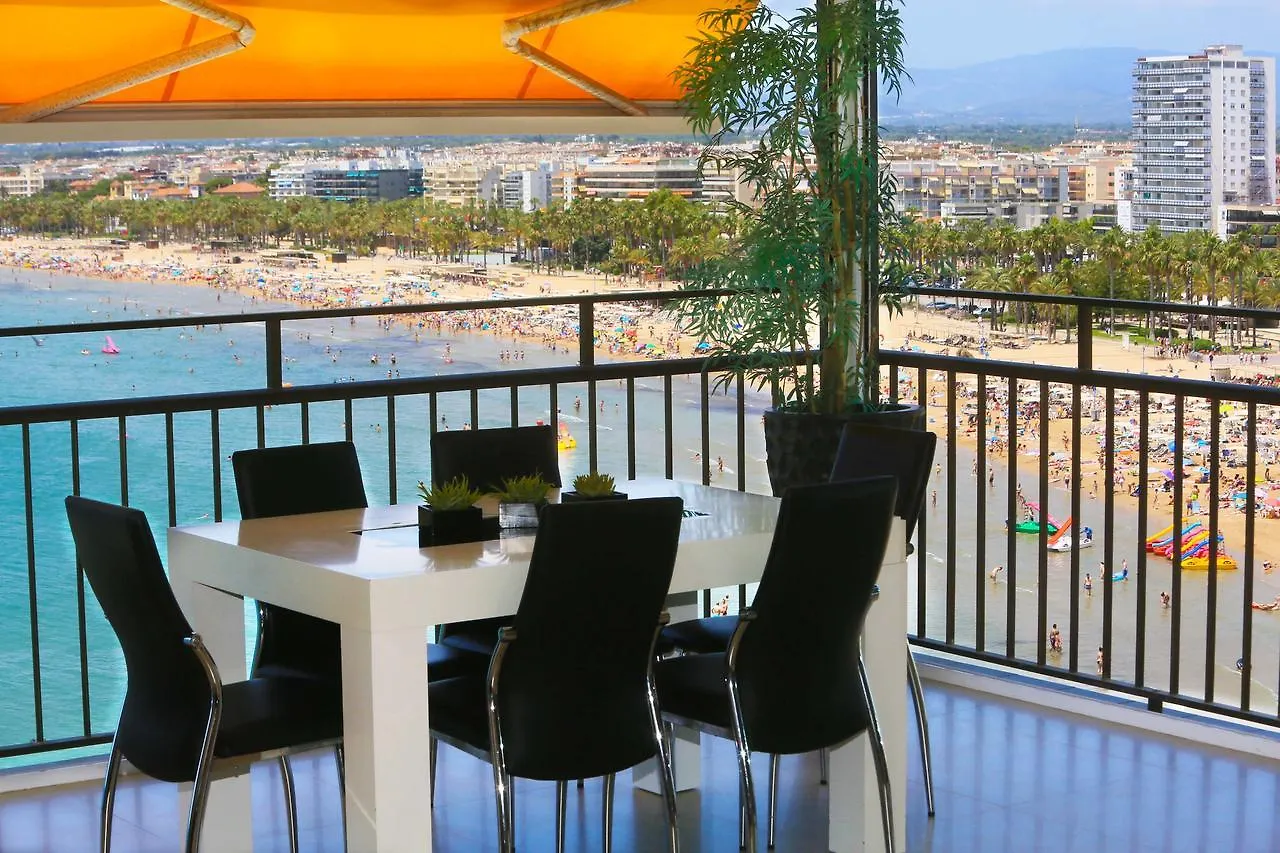 Acantilados Litoral Costa Dorada 스페인